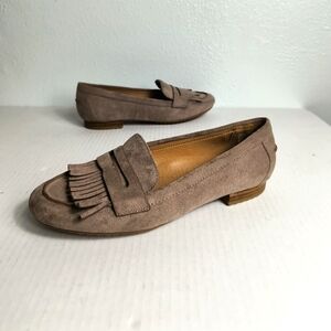 BareTraps Emalie Taupe Loafers with Fringe Detail and Low Block Size 7M